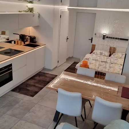 Riva Design-apartment - Stilvolles Fuer 2 Personen Im Wallis * Gampel-Bratsch