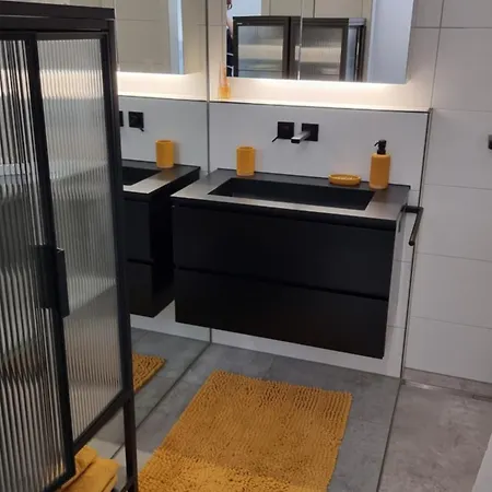 Riva Design-apartment - Stilvolles Für 2 Personen Im Wallis Apartment Gampel-Bratsch