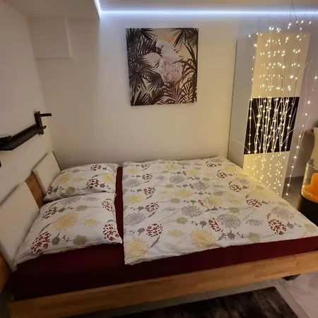 Riva Design-apartment - Stilvolles Fuer 2 Personen Im Wallis Apartmán Gampel-Bratsch