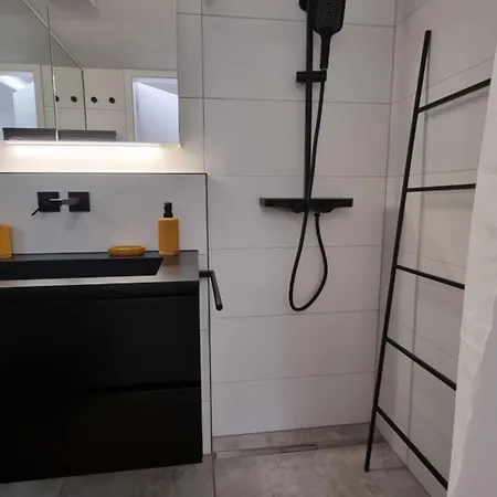 Apartment Riva Design-apartment - Stilvolles Für 2 Personen Im Wallis