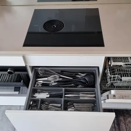 Riva Design-apartment - Stilvolles Fuer 2 Personen Im Wallis Apartmán *
