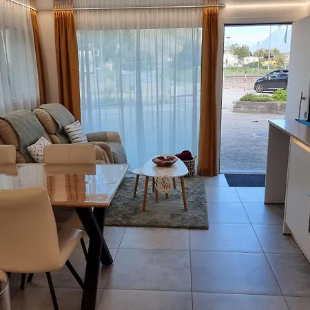 Riva Design-apartment - Stilvolles Fuer 2 Personen Im Wallis